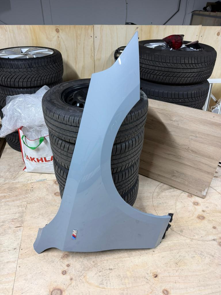 Bmw G60 G61 G68 5 serie 2023+ spatbord rechts schadevrij!!, Gebruikt, Ophalen of Verzenden, Spatbord, BMW