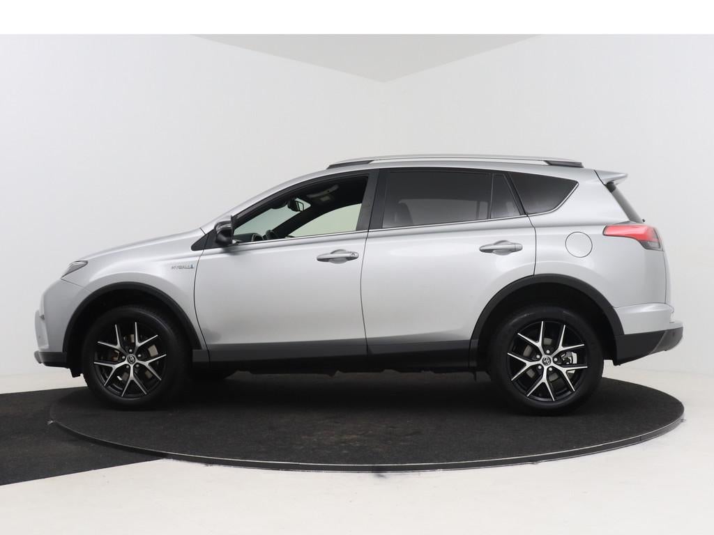 Toyota RAV4 2.5 Hybrid Style I Cruisecontrol I LM velg I Sto, 12 maanden, Gebruikt, Leder, Hybride Elektrisch/Benzine