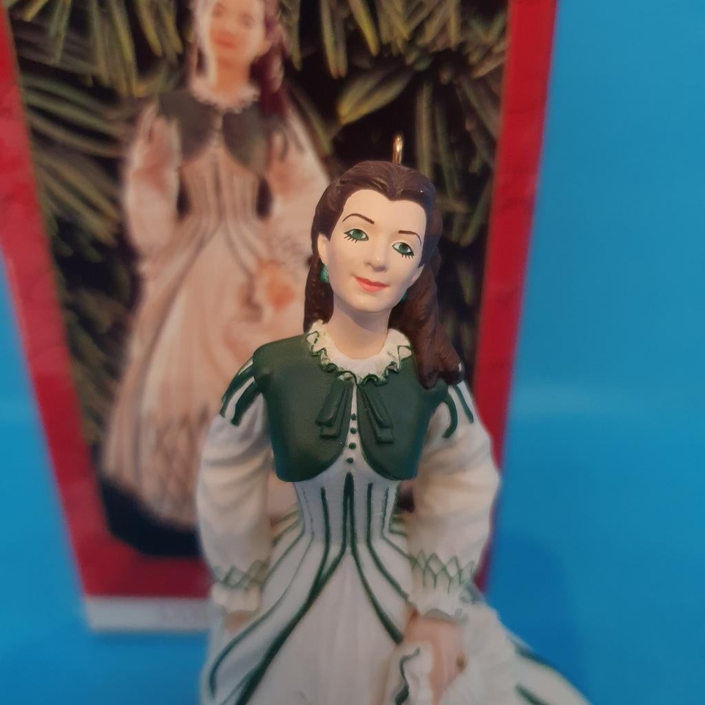 Hallmark Keepsake Ornament Scarlett O'Hara Gone With, Ophalen of Verzenden, Zo goed als nieuw