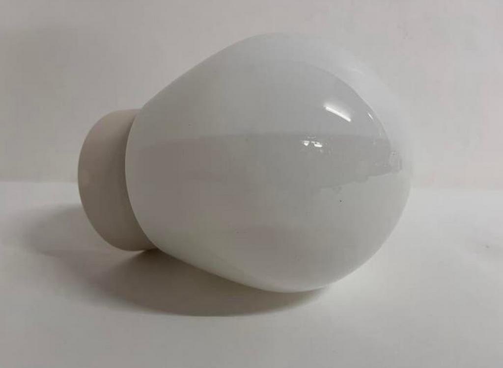 Vintage wit opaalglas Druppel Bauhaus plafondlamp, Huis en Inrichting, Lampen | Plafondlampen, Ophalen of Verzenden, Zo goed als nieuw