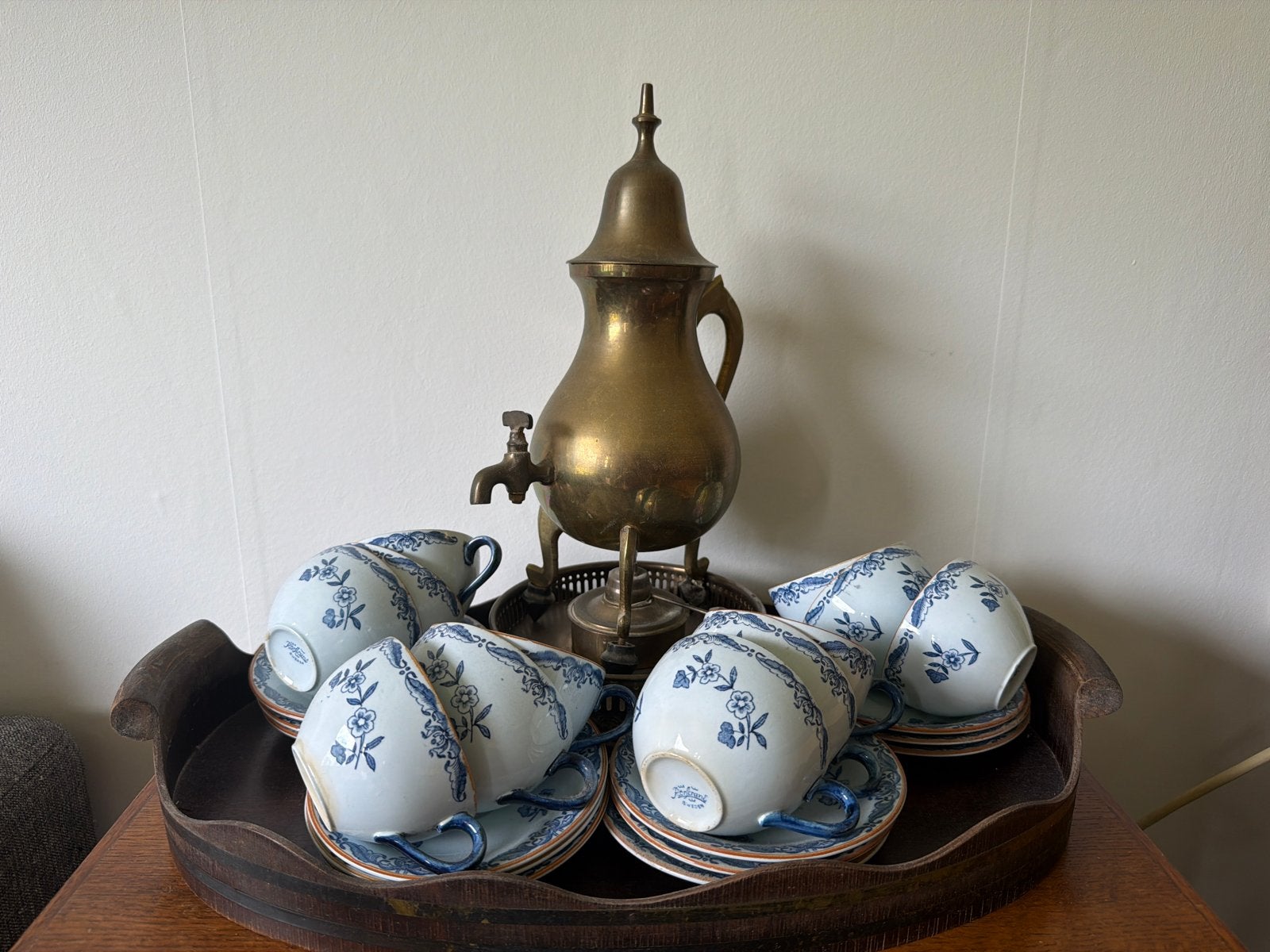 Vintage Rörstrand Sweden theekopjes met messing samovar, Ophalen of Verzenden