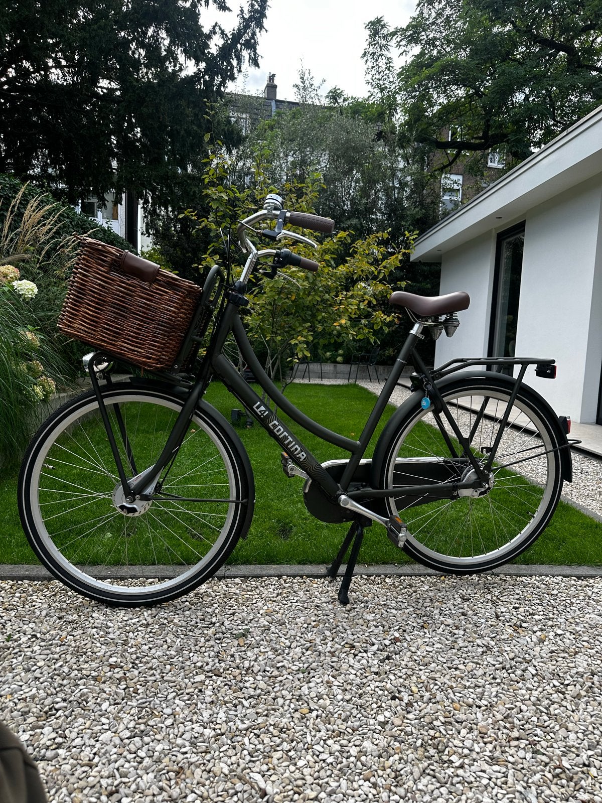 Cortina U4 damesfiets uit 2023, Fietsen en Brommers, Velgrem, Versnellingen, 56 cm of meer, Zo goed als nieuw