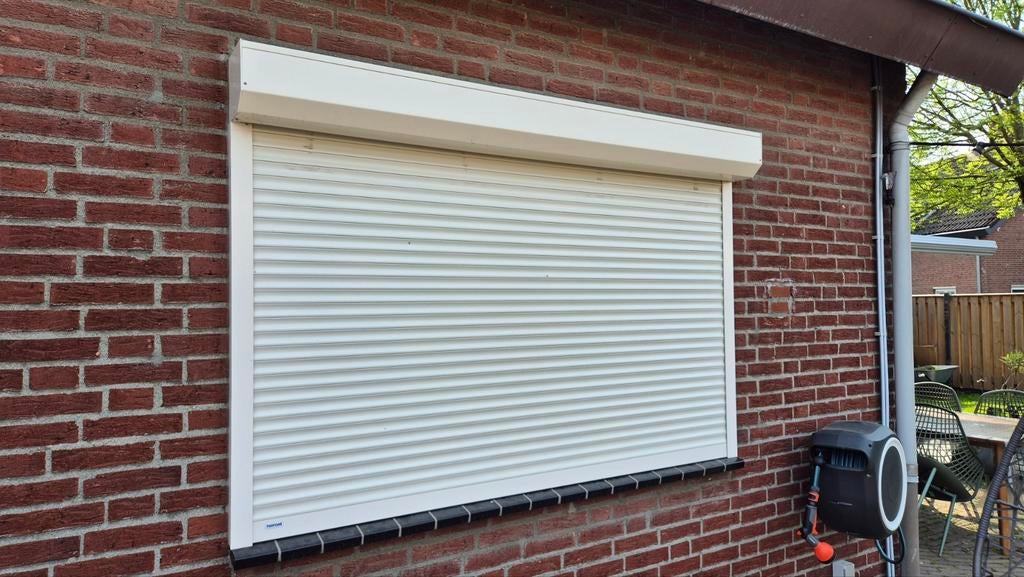 Rolluik (Heroal) - Wit - 190 breed 127 hoog, Doe-het-zelf en Verbouw, Rolluiken, Ophalen, 150 tot 200 cm, Zo goed als nieuw, Wit