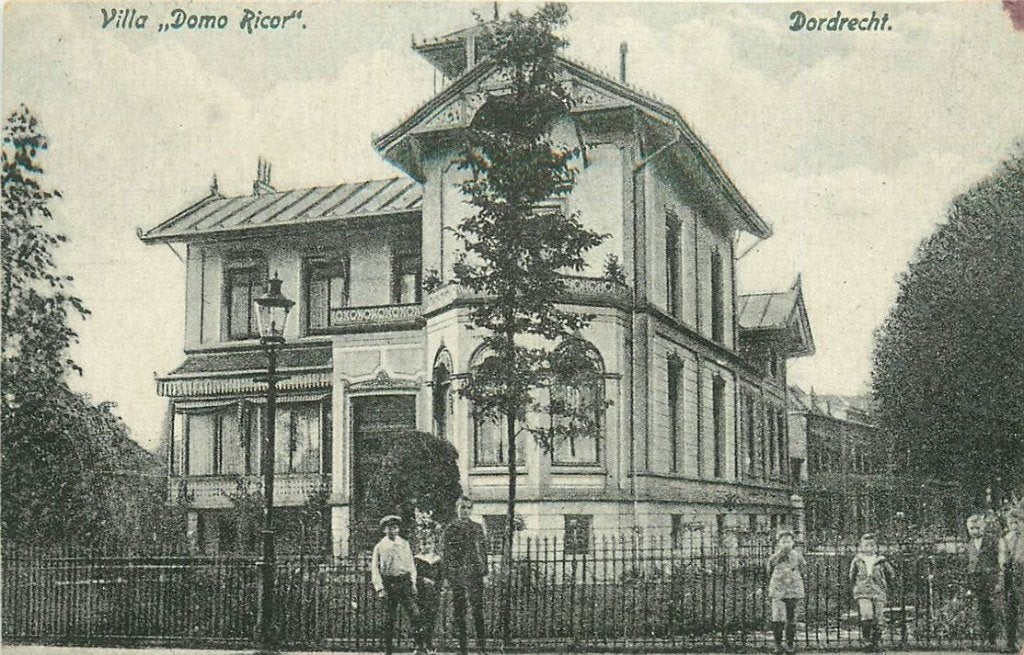 701-070-003 Dordrecht Villa Domo Rico, Verzamelen, Verzenden, Voor 1920, Zuid-Holland