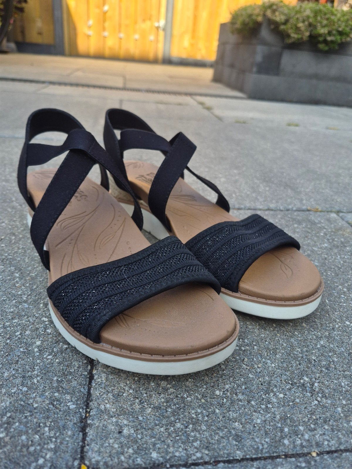 Gerefurbished(als nieuw): Comfortabele zwarte Skechers sanda, Skechers BOBS, Zwart, Gedragen, Sandalen of Muiltjes