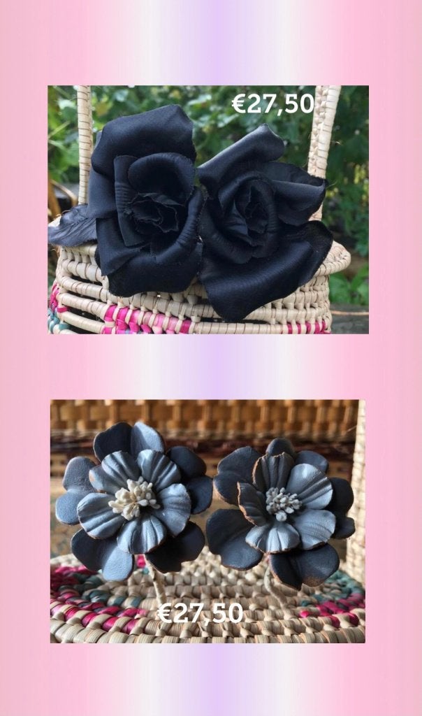 Corsage leder - vintage - blauw grijs en 2 bloemen zwart, Ophalen of Verzenden, Dames
