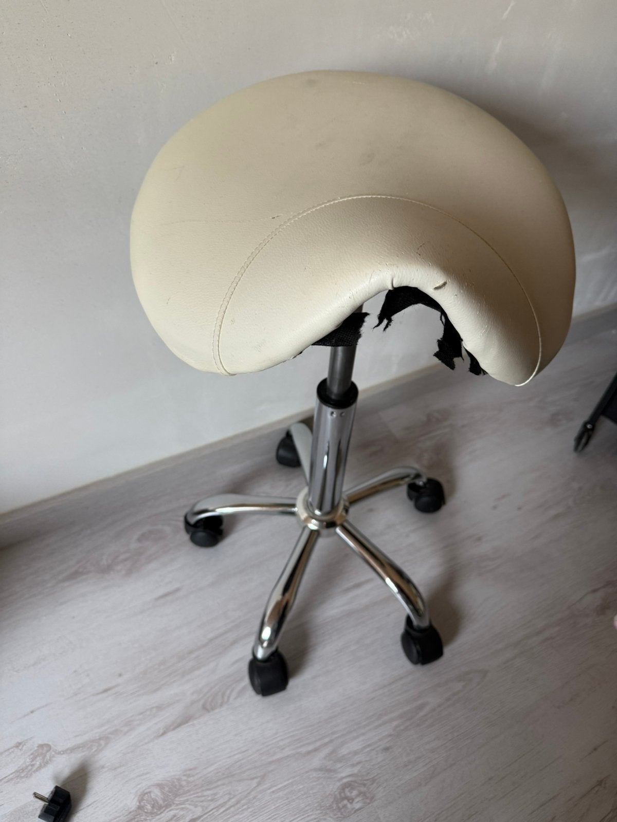 Kappersfiets / kapperskruk, Ophalen