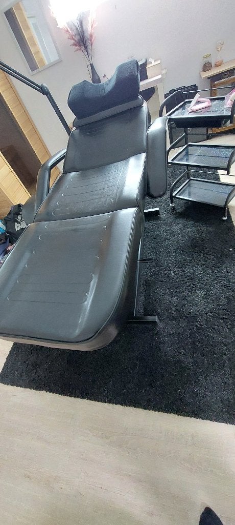 behandelstoel/bed, Ophalen, Zo goed als nieuw, Massagetafel