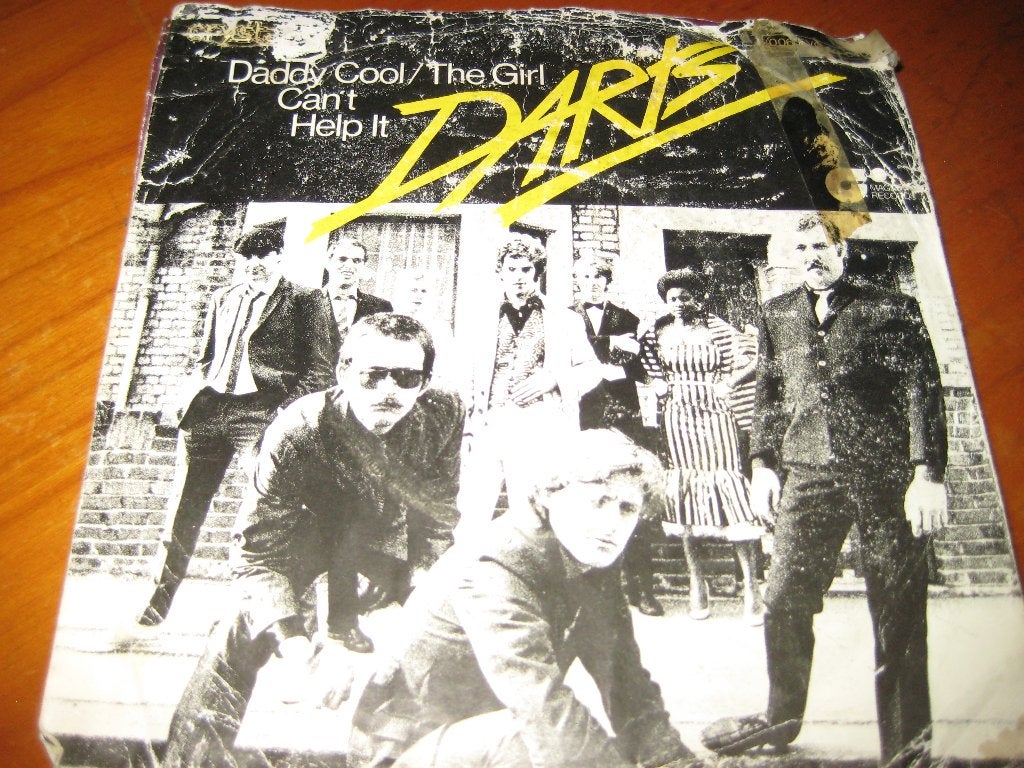 Darts: Daddy Cool/The girl can`t help (NO65), Ophalen of Verzenden, Zo goed als nieuw, Pop