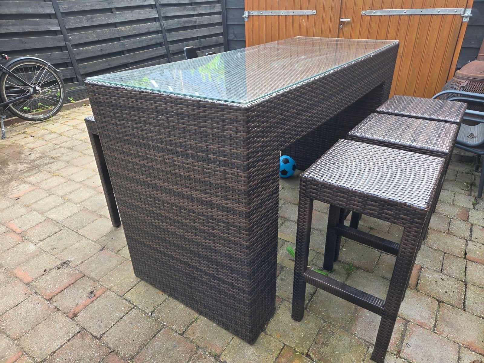 Bar tuinset in zeer goede staat, Ophalen