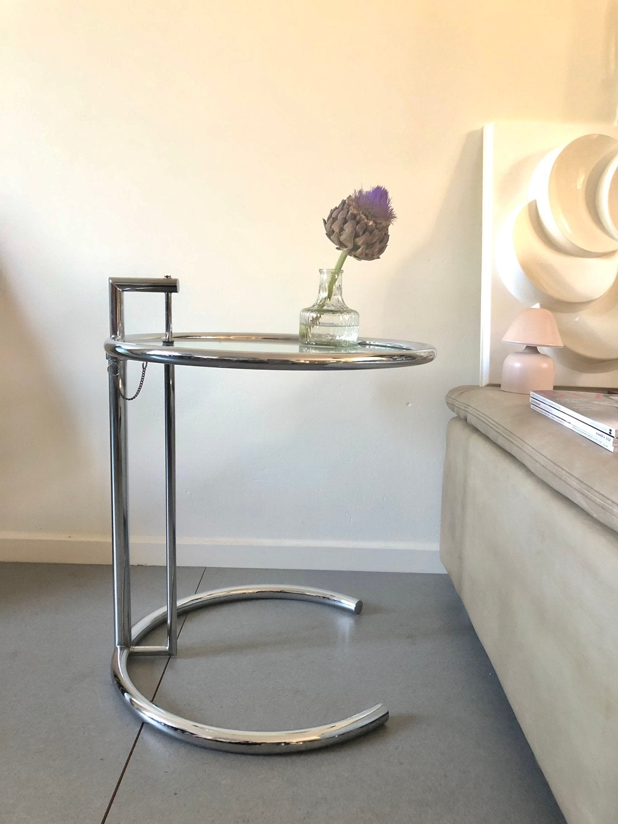 Iconische Vintage Eileen Gray style Design SIDETABLE, Ophalen, Rond, Glas, 25 tot 50 cm