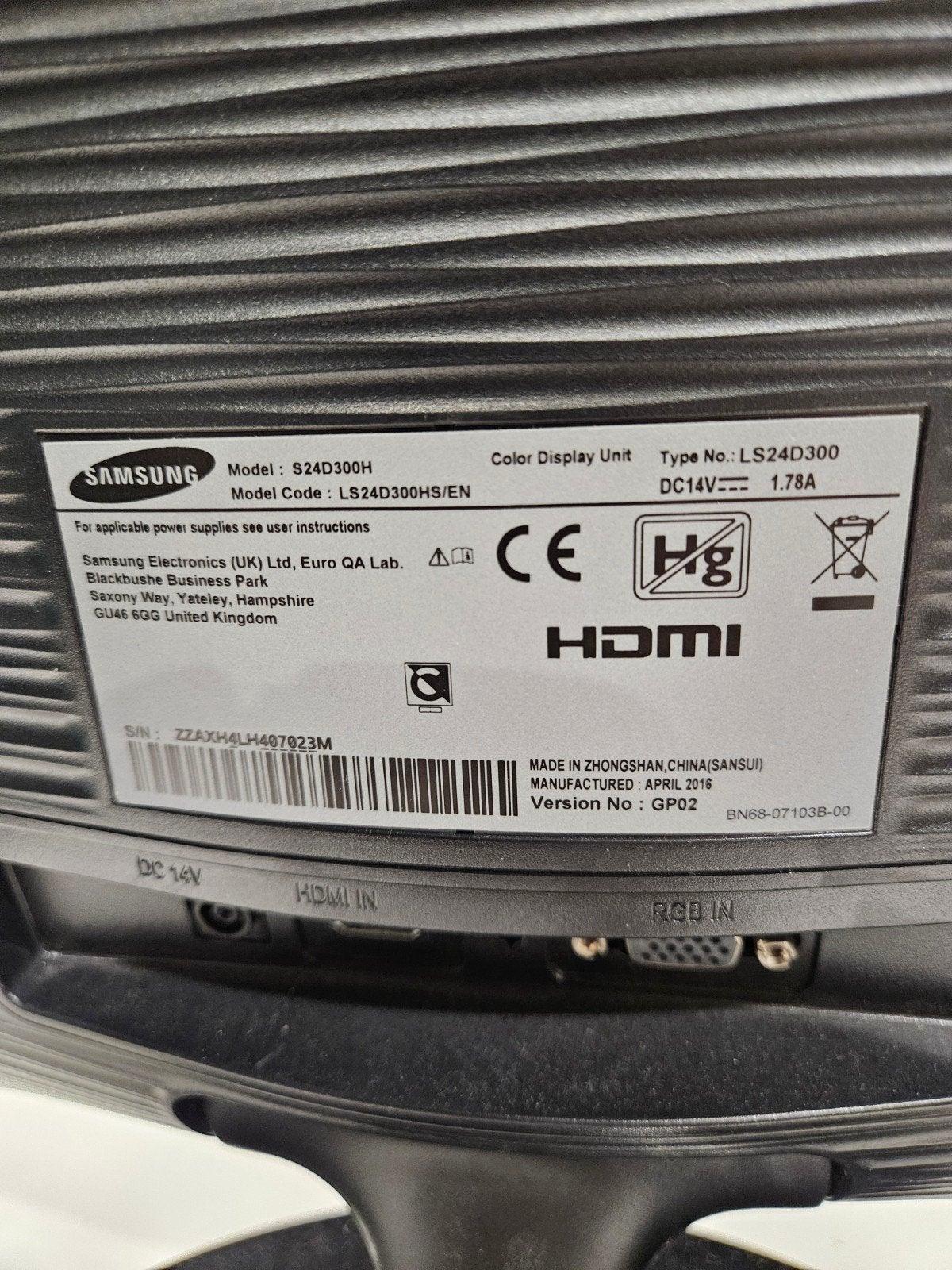 Samsung S24D300H Monitor - Full HD, HDMI, Ophalen, Kantelbaar, Full HD, Samsung