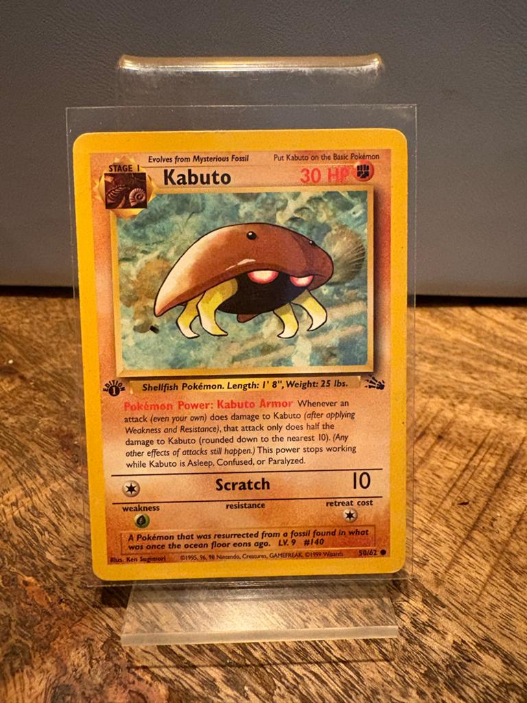 Pokémon Kaart Kabuto 1st edition - fossil Set 50/62, Ophalen of Verzenden, Gebruikt, Losse kaart