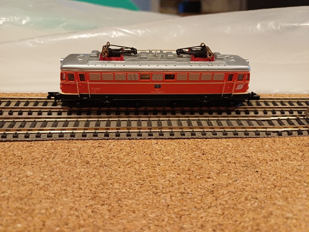 Locomotief Arnold 2331 OBB  digitaal!!, Arnold, Ophalen of Verzenden, Zo goed als nieuw, Gelijkstroom