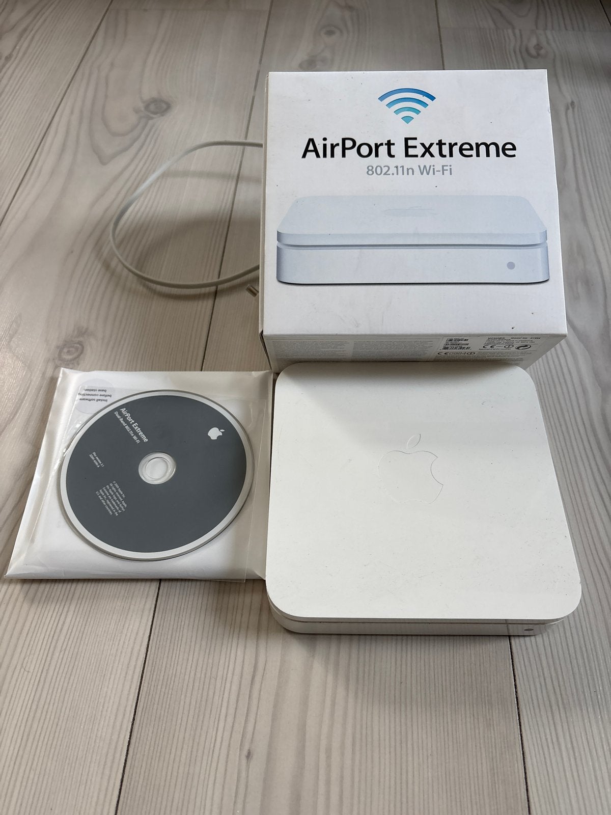 Apple AirPort Extreme 802.11n Wi-Fi Router, Computers en Software, Ophalen of Verzenden, Gebruikt, Router