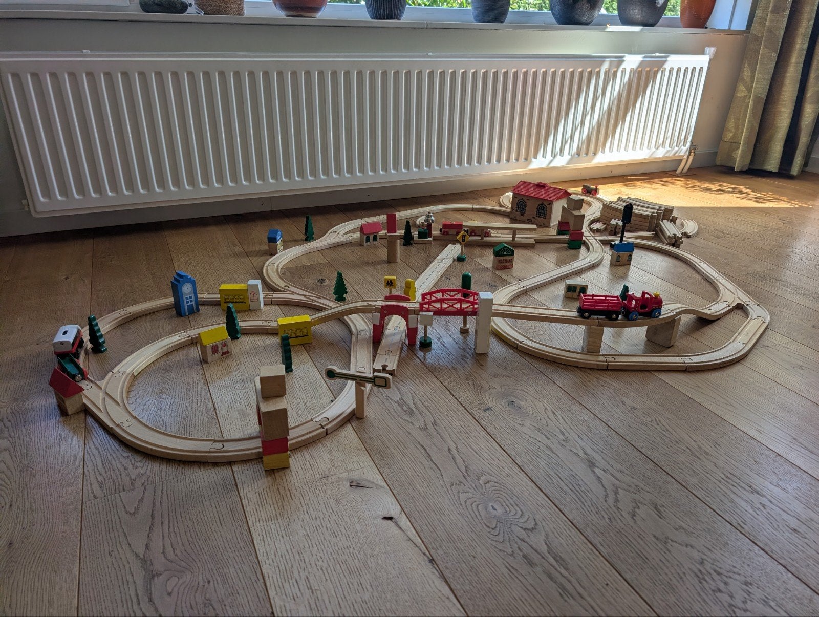 Grote Brio houten treinbaan set met extra's, Kinderen en Baby's, Ophalen of Verzenden, Gebruikt, Bouwen