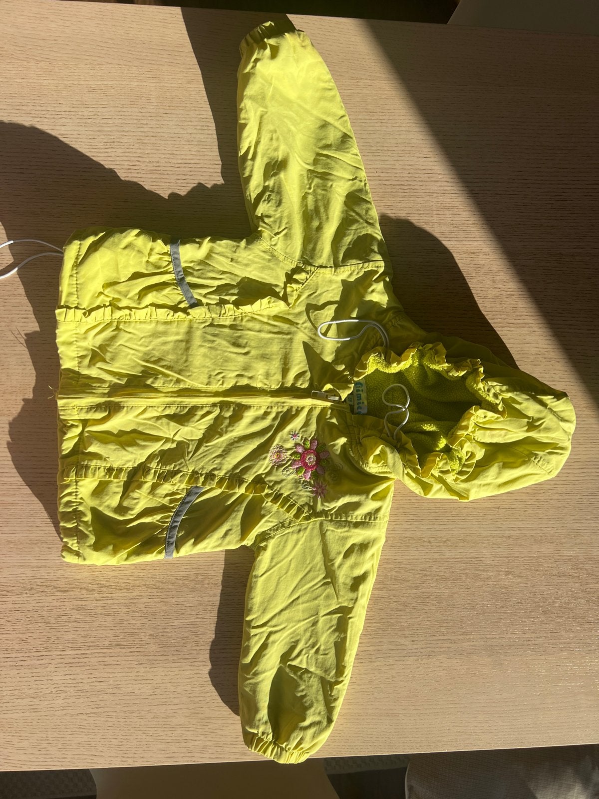 Gele jas met bloemenprint maat 86, Ophalen, Gebruikt, Meisje, Jasje