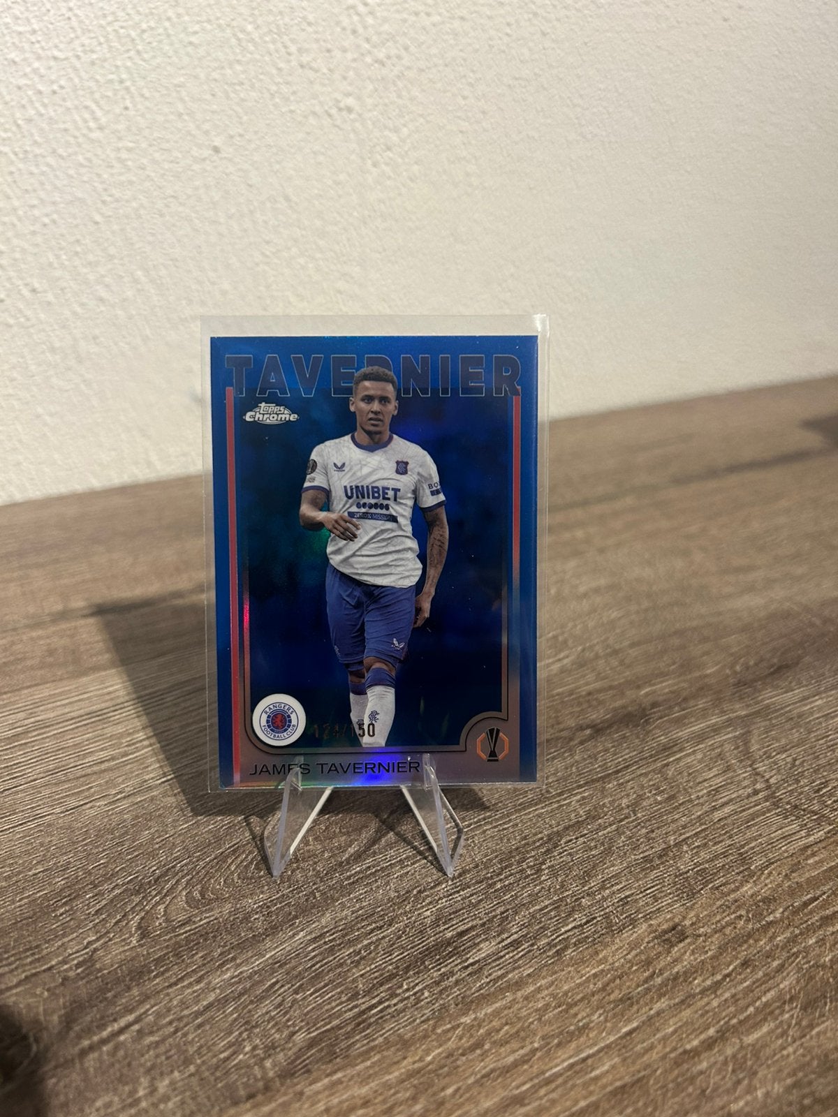 James Tavernier 2024-25 Topps Chrome UCC #26 Blue /150, Ophalen of Verzenden, Zo goed als nieuw, Buitenlandse clubs, Poster, Plaatje of Sticker