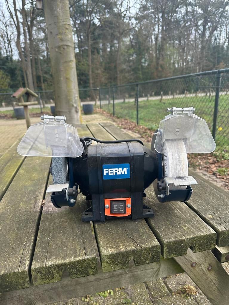 FERM Werkbankslijpmachine - Gebruikt maar functioneel, Ophalen, Gebruikt, Minder dan 700 watt, Werkbankslijpmachine