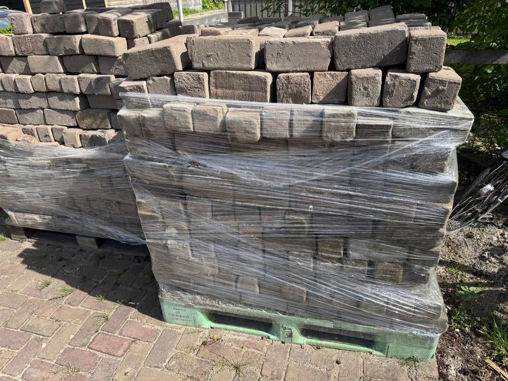 Oud gebakken klinkers rood paars, Ophalen, Gebruikt, Klinkers, Natuursteen