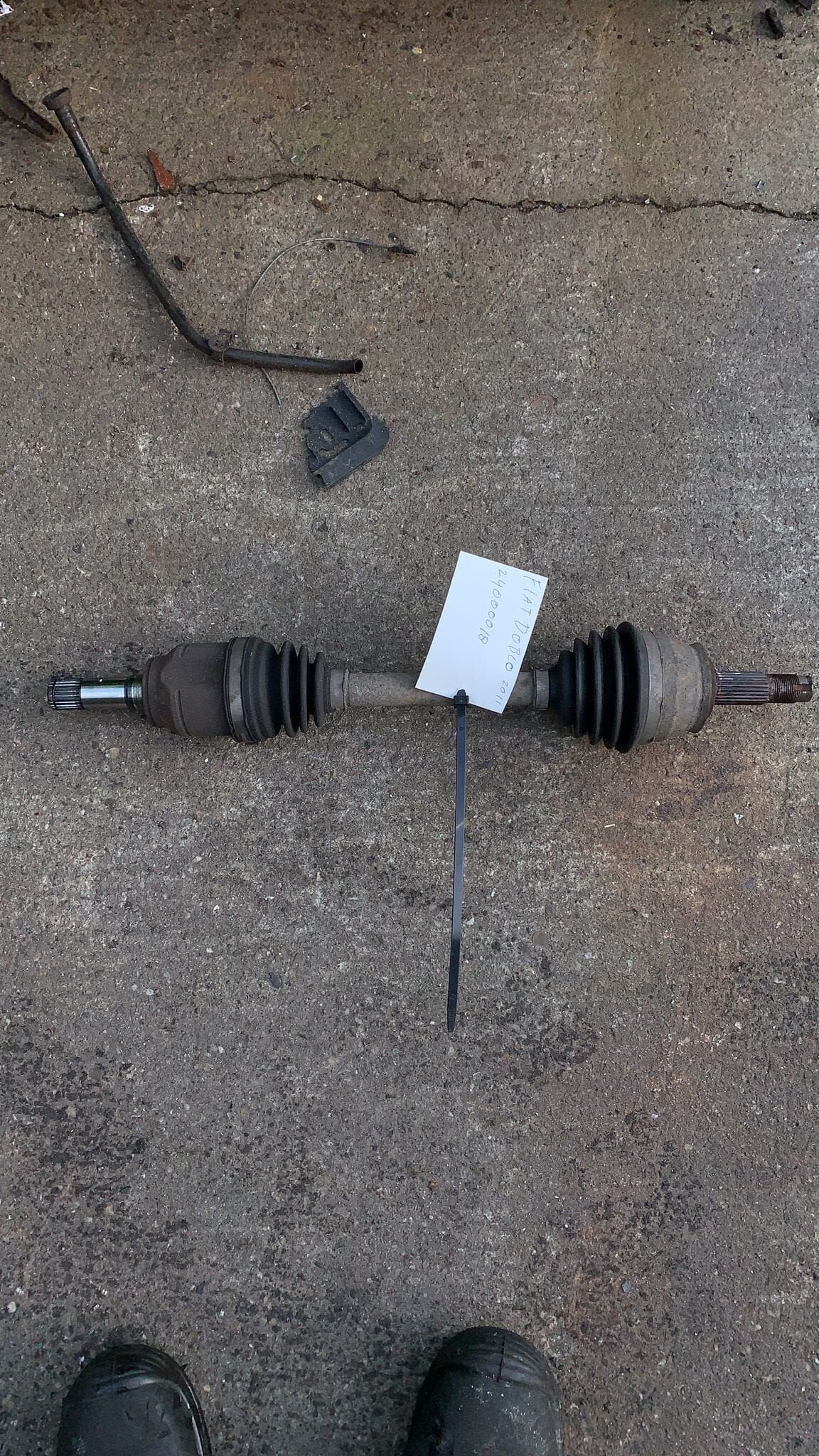 Linker aandrijfas Fiat doblo 1.3 diesel bouwjaar 2011., Gebruikt, -, -, Ophalen of Verzenden