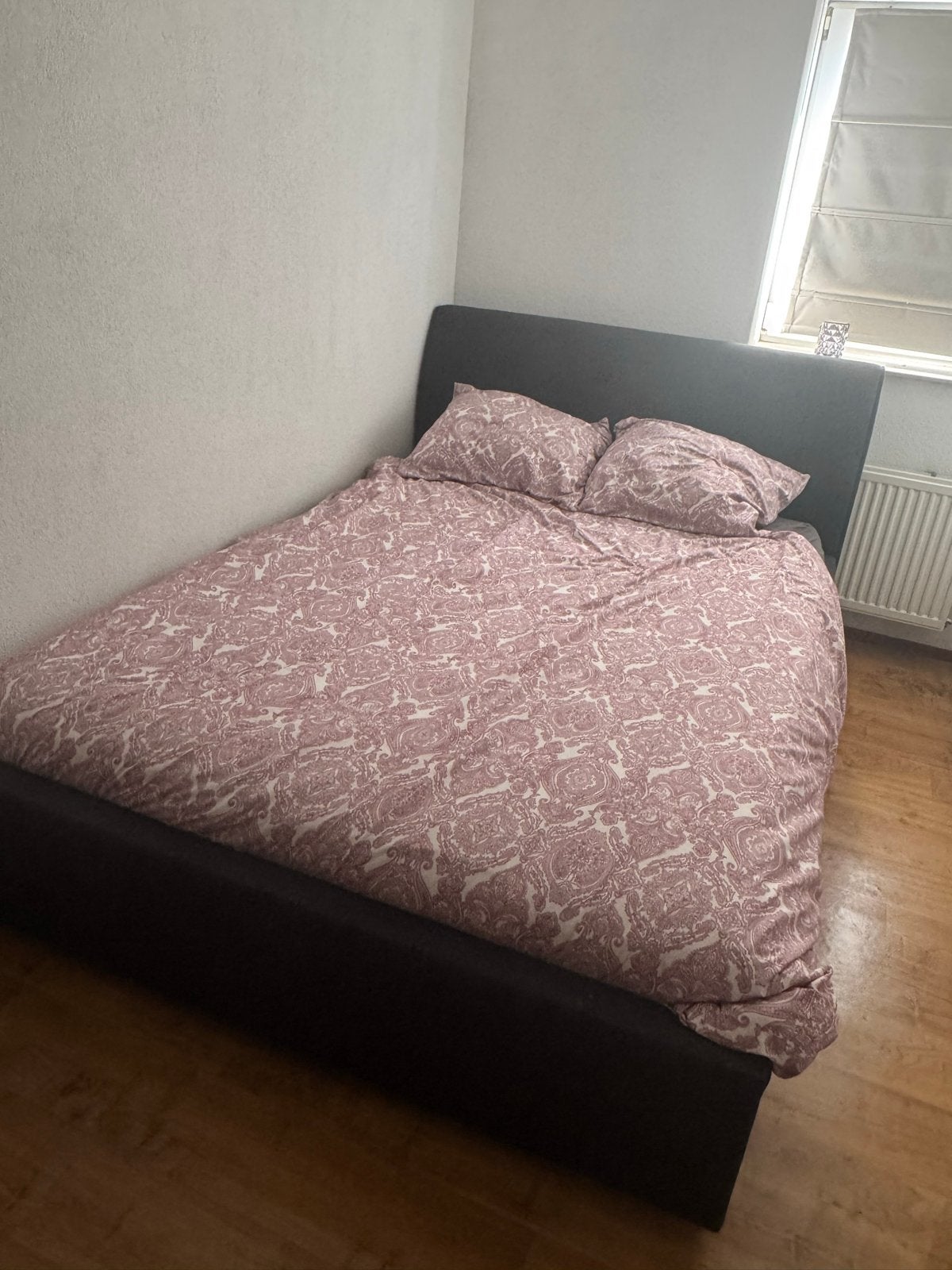 Boxspring 140cm in goede staat, Ophalen, Zo goed als nieuw, Twijfelaar, 140 cm