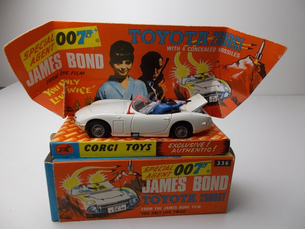 1967 Corgi Toys 336 JAMES BOND TOYOTA 2000 GT + DOOSJE! (B)!