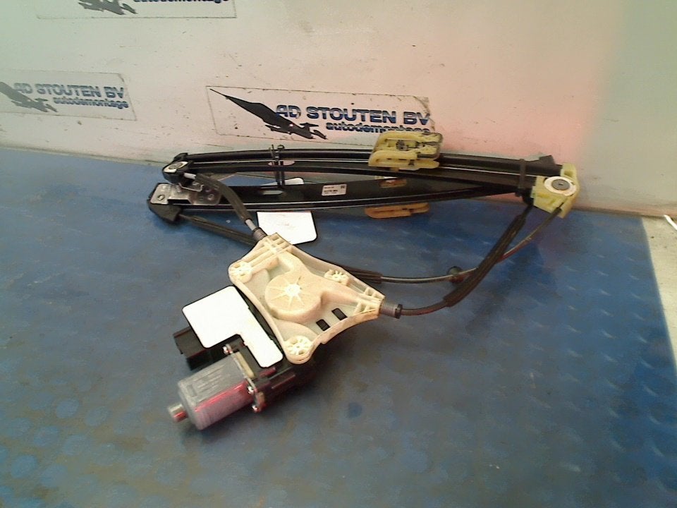Raammechaniek Elek Links Voor Seat Ibiza V (KJB) 0130822065, Service@seat.de, Seat, Seat Deutschland GmbH, Gebruikt