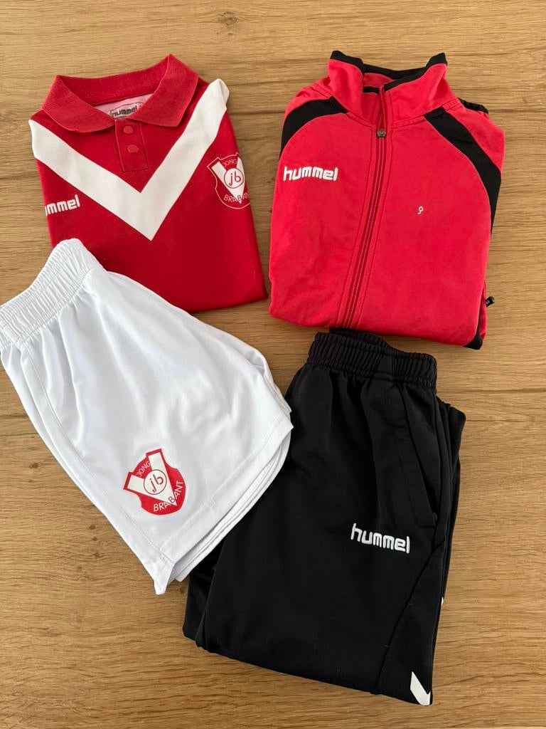 Tenue Voetbal Vereniging Jong Brabant maat 146-152, Ophalen of Verzenden, Gebruikt, Jongen of Meisje, Sport- of Zwemkleding