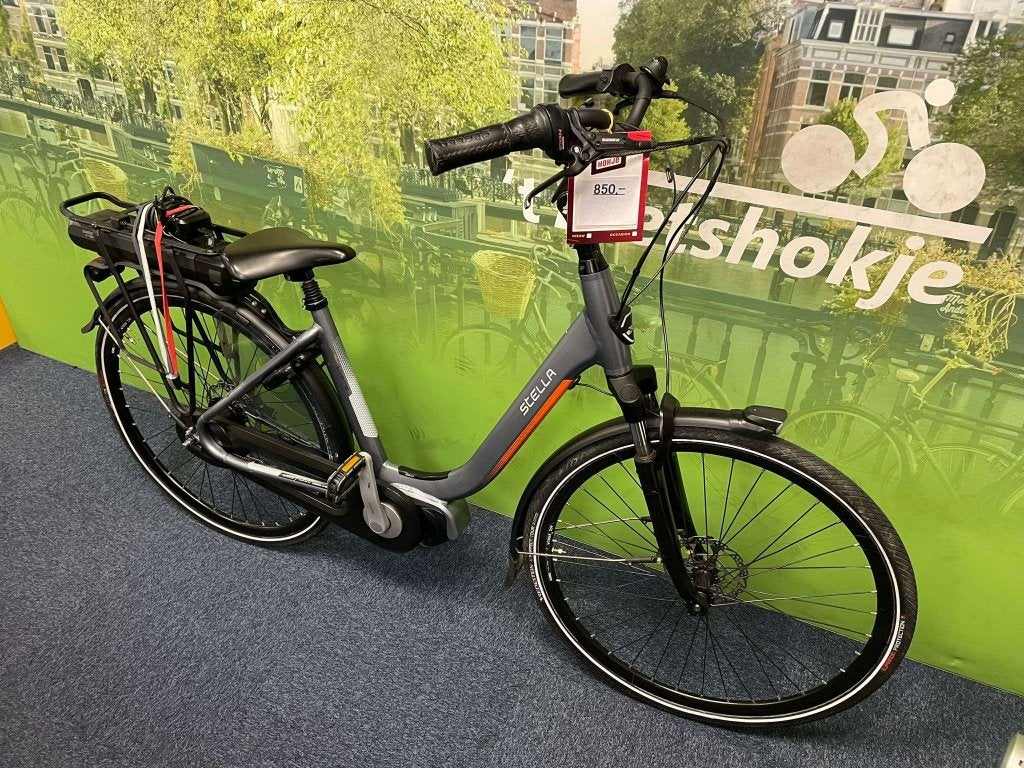 Fietshokje Raaks: Stella Livorno Mid-Motor ebike 55 cm, Niet ingevuld, Niet ingevuld, Ophalen of Verzenden, Zo goed als nieuw