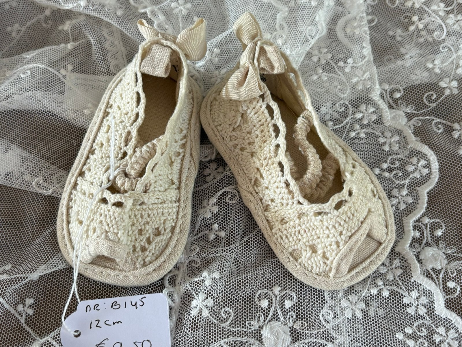 Brocante baby schoentjes, Ophalen of Verzenden