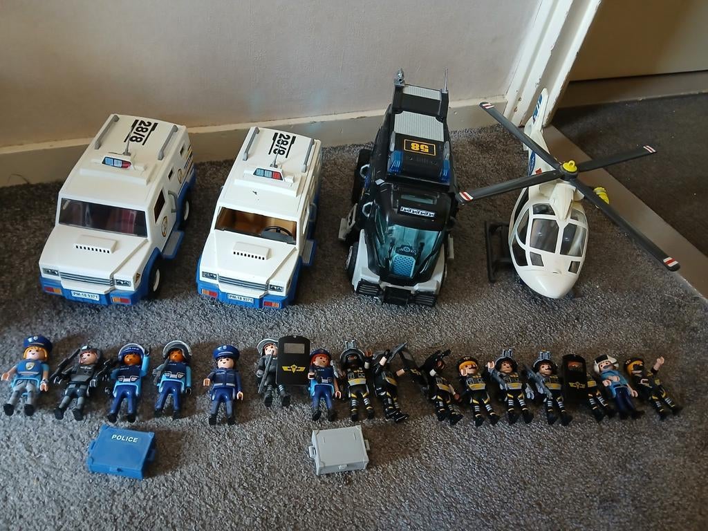 Playmobil politie met 16 poppetjes, Ophalen of Verzenden