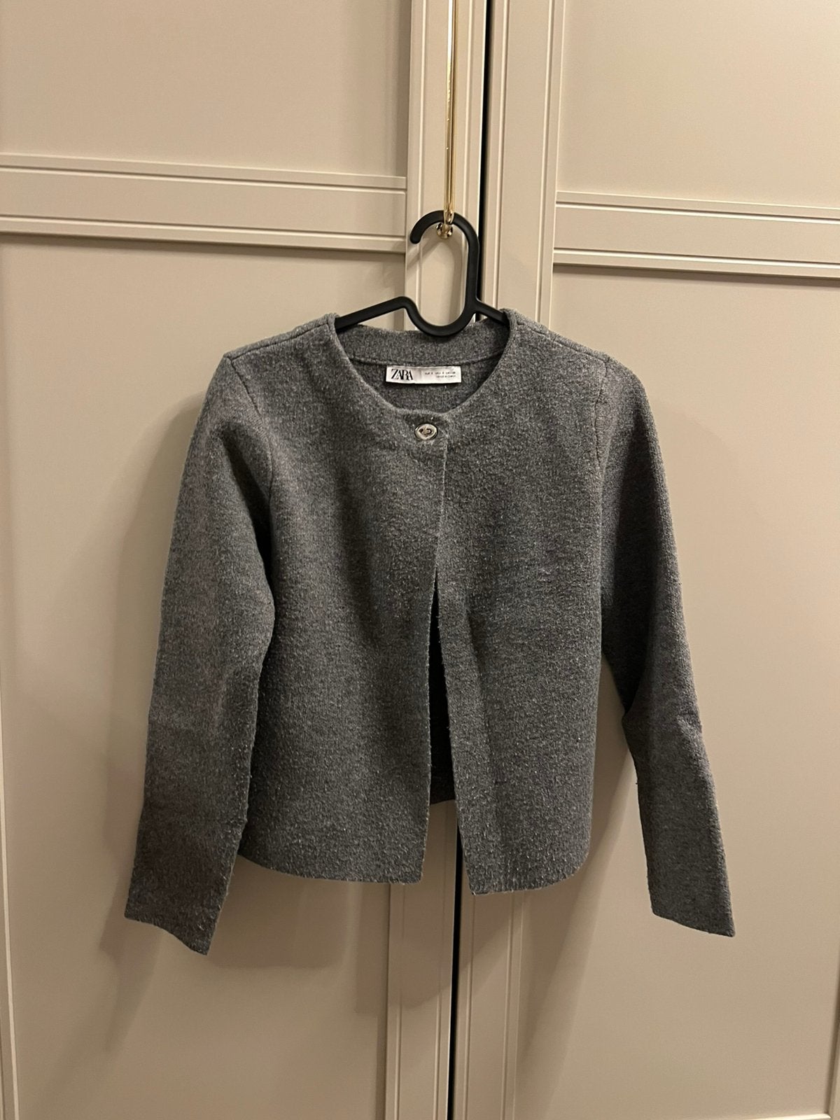 Zara vest grijs sluiting half open S trui topje tops slotje, Kleding | Dames, Truien en Vesten, Ophalen of Verzenden, Nieuw, Maat 36 (S)