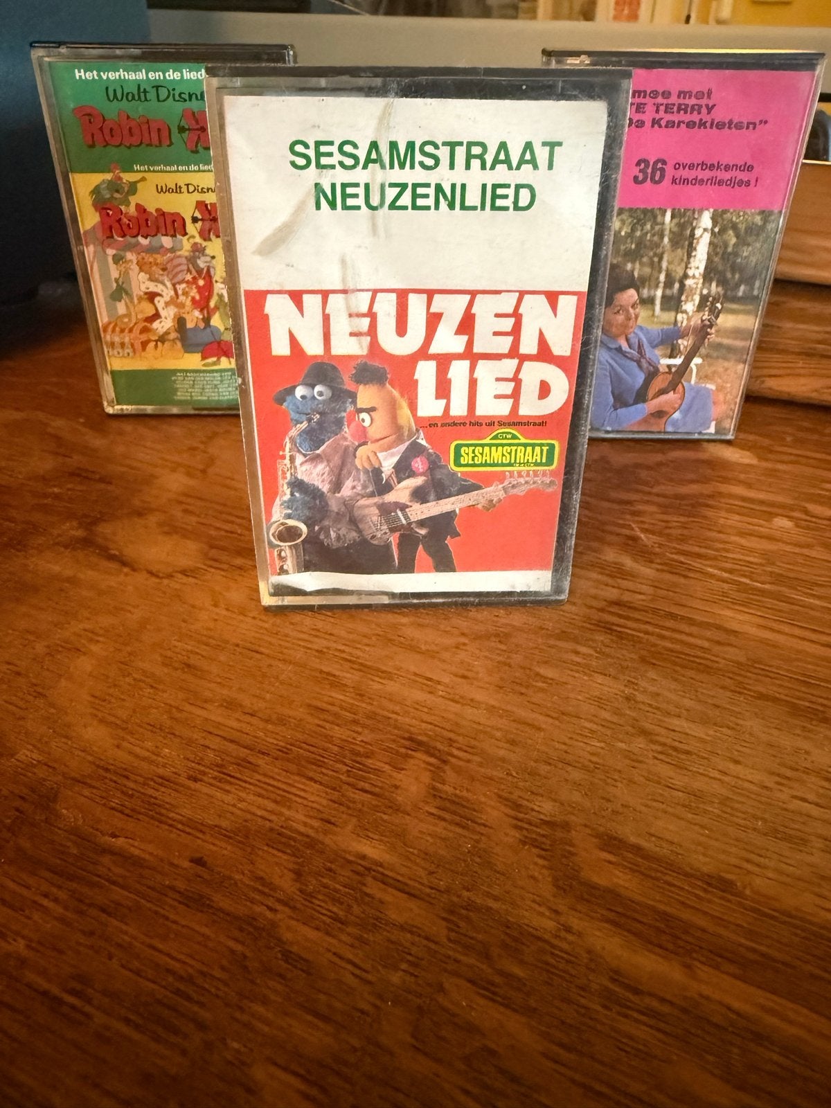 Sesamstraat Neuzenlied VHS - Kinderprogramma, Kinderen en Jeugd, 1 bandje, Ophalen of Verzenden, Zo goed als nieuw