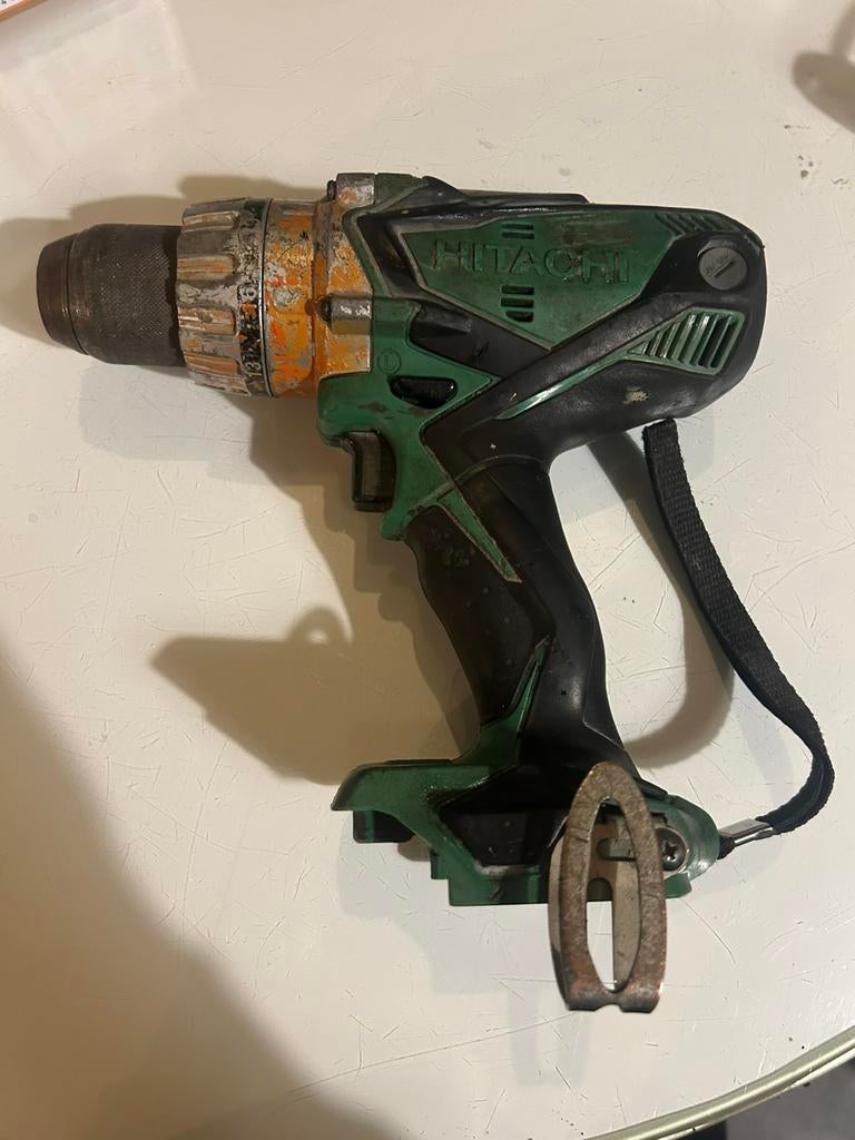 Hitachi DS 18DSDL 18V, Ophalen of Verzenden, Zo goed als nieuw, Boor- en Schroefmachine