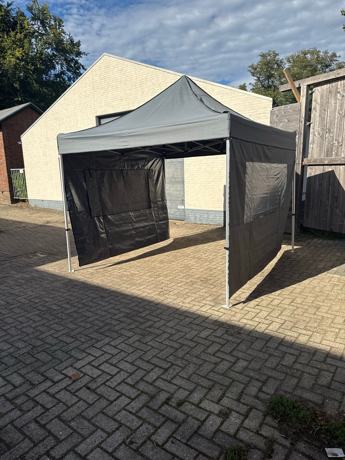 Foto 14 van Partytent 3x3m Grijs – 40mm Hex Frame + Zijwanden