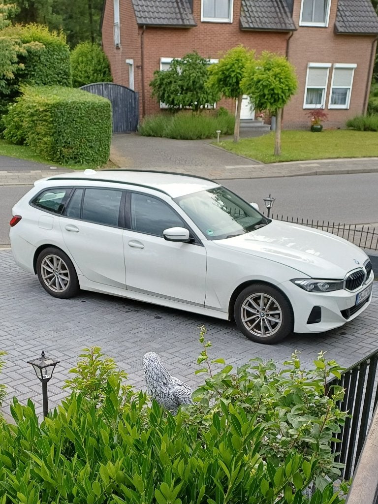 BMW 320d Touring 2024, Auto's, BMW, Particulier, Diesel, Euro 4, Stationwagon, Automaat, Wit, Zwart, Alcantara, Achterwielaandrijving