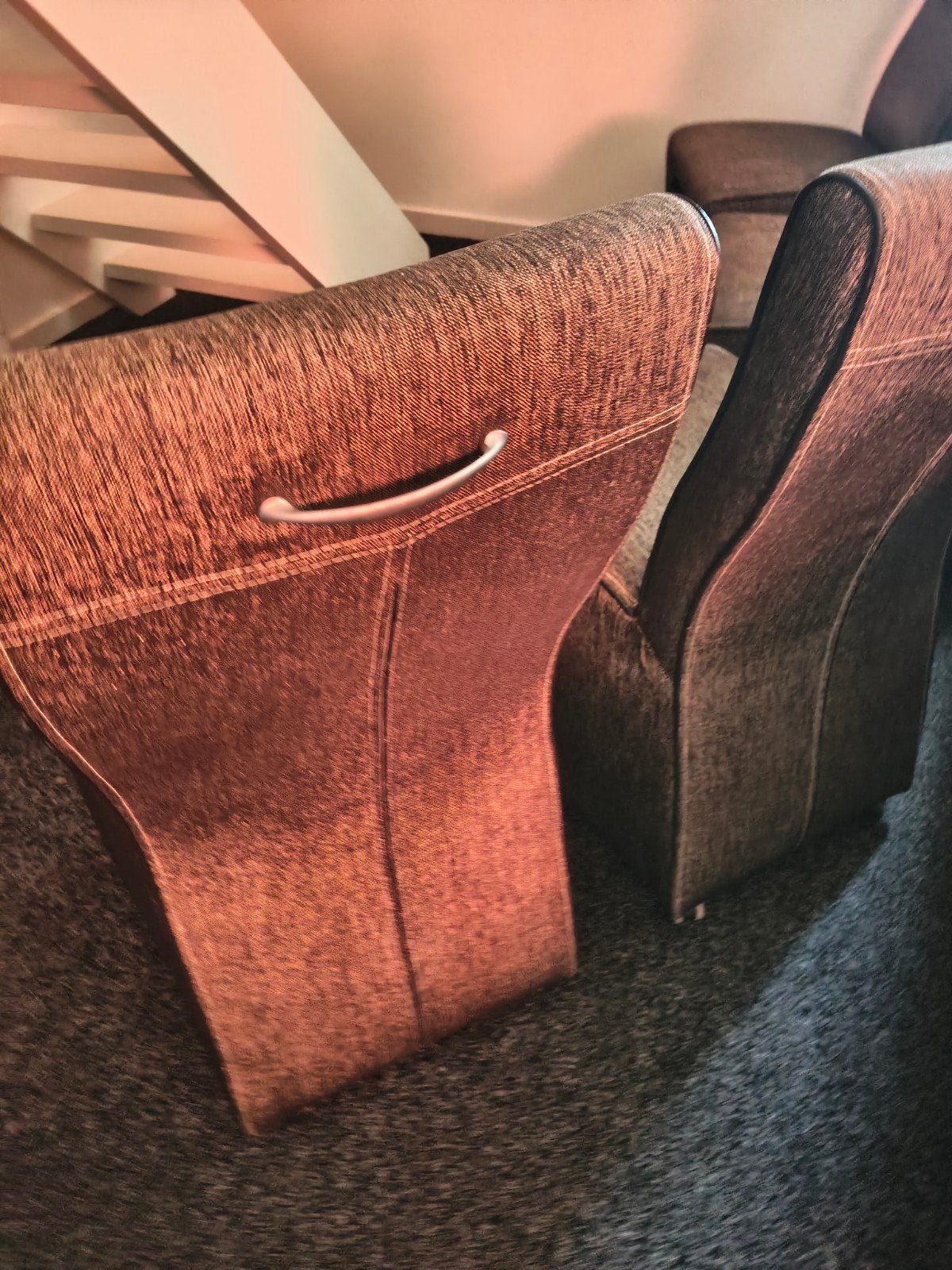 GRATIS eetkamerstoelen afhalen, Ophalen, Gebruikt, Minder dan 75 cm, 50 tot 75 cm