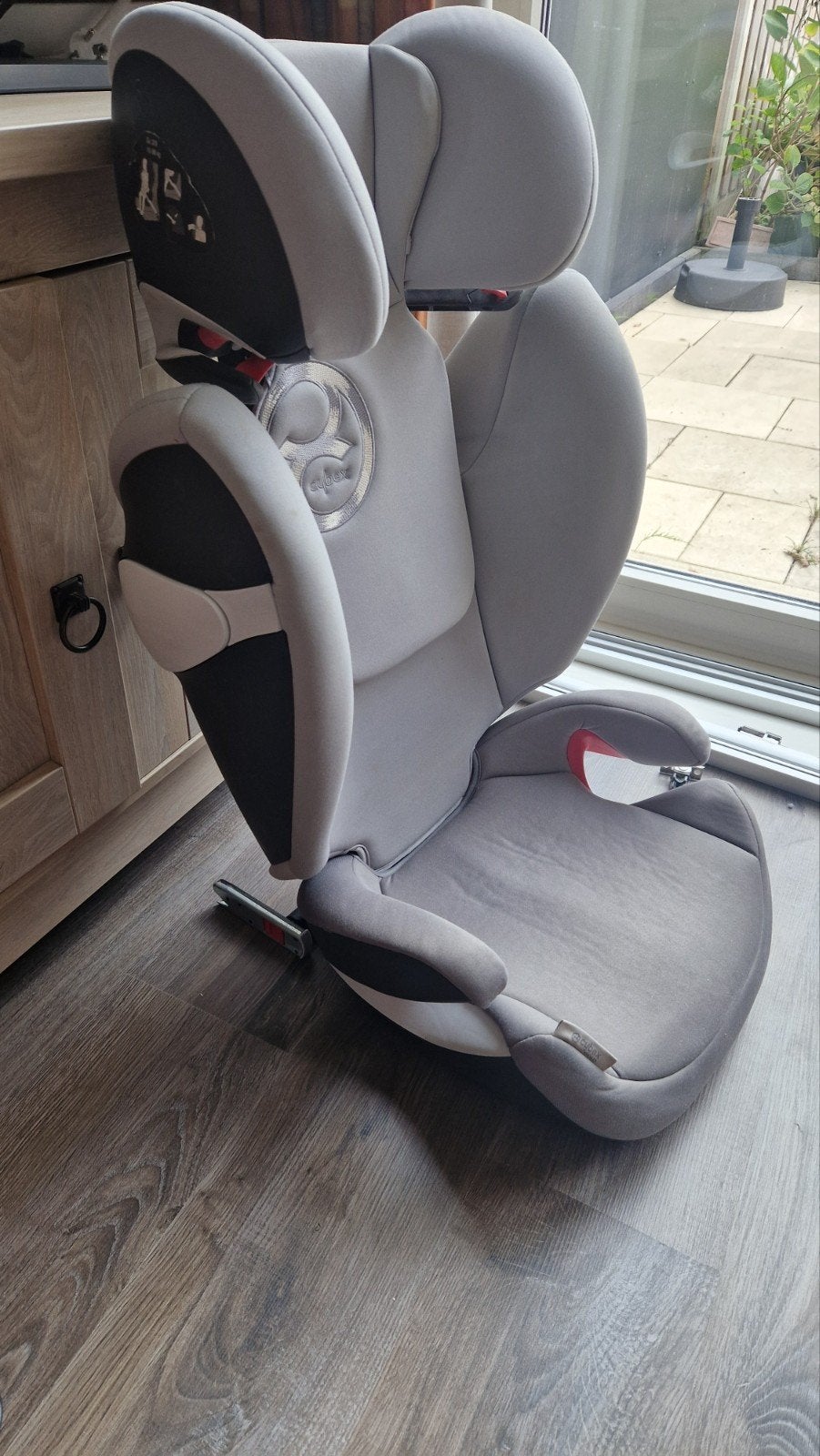 Cybex Solution M-fix, klasse 2/3 autostoel, in nette staat, 15 t/m 36 kg, Zijbescherming, Zo goed als nieuw, Isofix