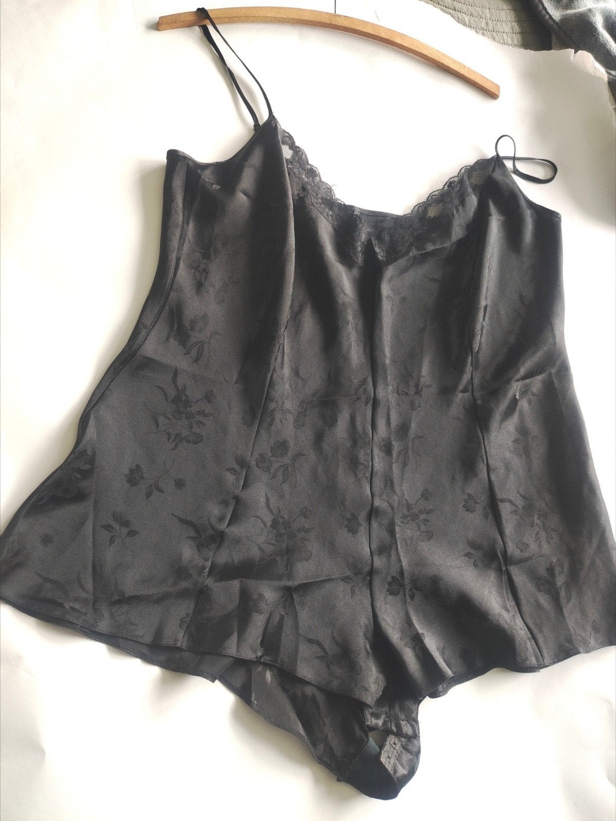 Vintage Zwart Satijn Faux Zijde Body Maat 46, Kleding | Dames, Ophalen of Verzenden, Zwart, Body of Korset