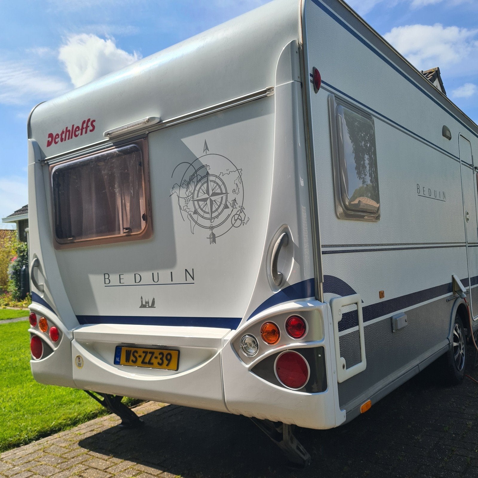 Dethleffs Beduin, Nieuwe opblaasbare voortent,met uitbouw.!!, Vast bed, Rondzit, Particulier, Dethleffs