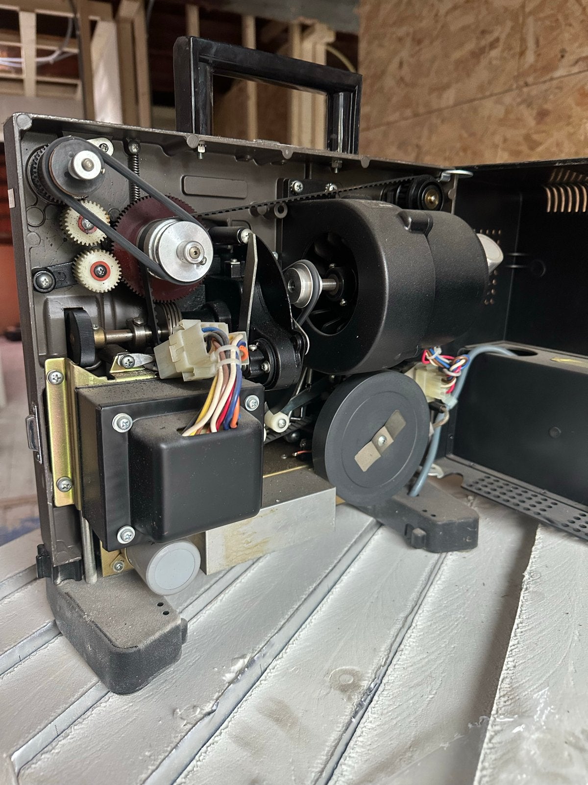 Eiki Film Projector NT-3 met ingebouwde speakers, Ophalen, Gebruikt