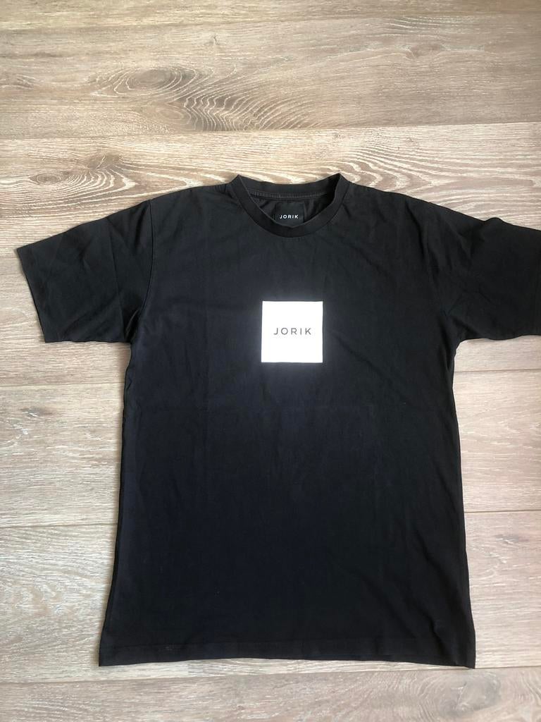 Mooi shirt van Jorik maat M, Ophalen of Verzenden, Zo goed als nieuw, Maat 48/50 (M), Zwart