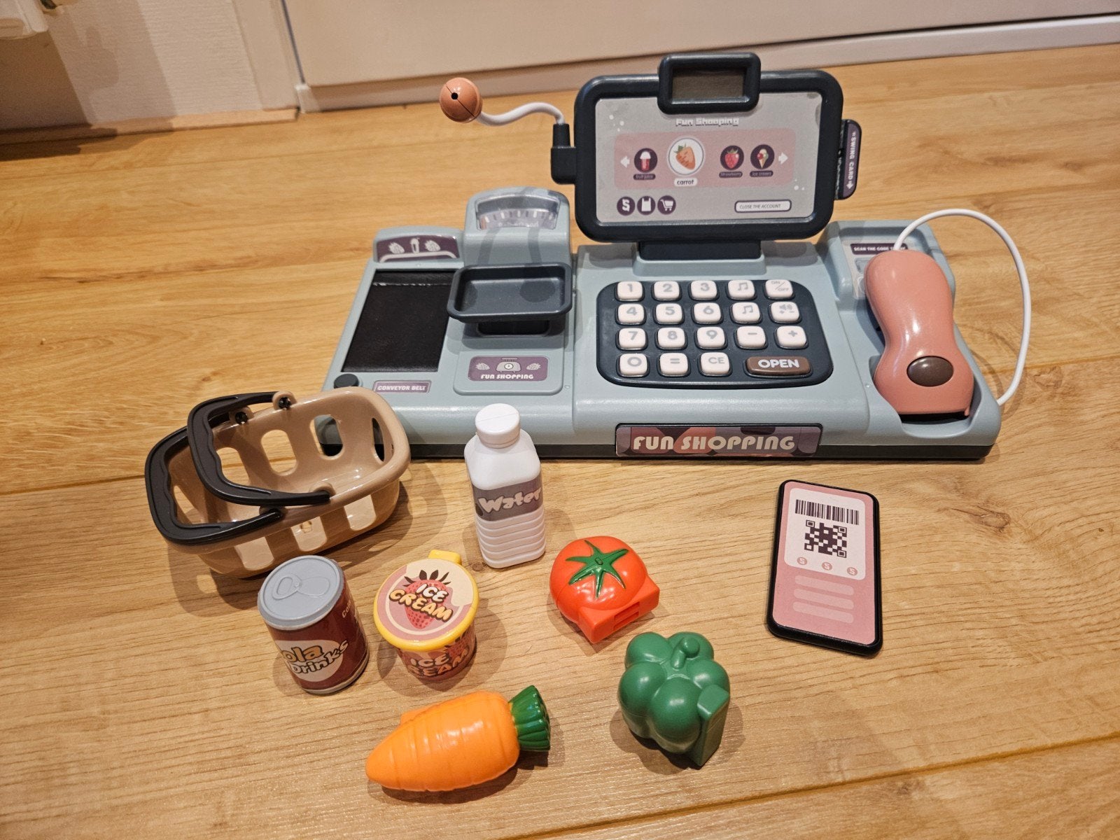 Leuke speelgoed kassa met accessoires, Ophalen of Verzenden, Gebruikt, Jongen of Meisje