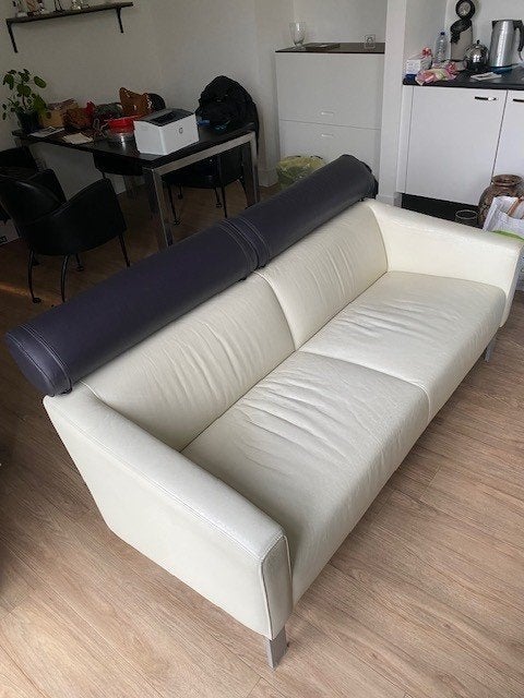 Bijna gratis mee te nemen design meubelen o.a. LEOLUX)), Ophalen, Minder dan 50 cm, Gebruikt, Mooie leren design meubelen