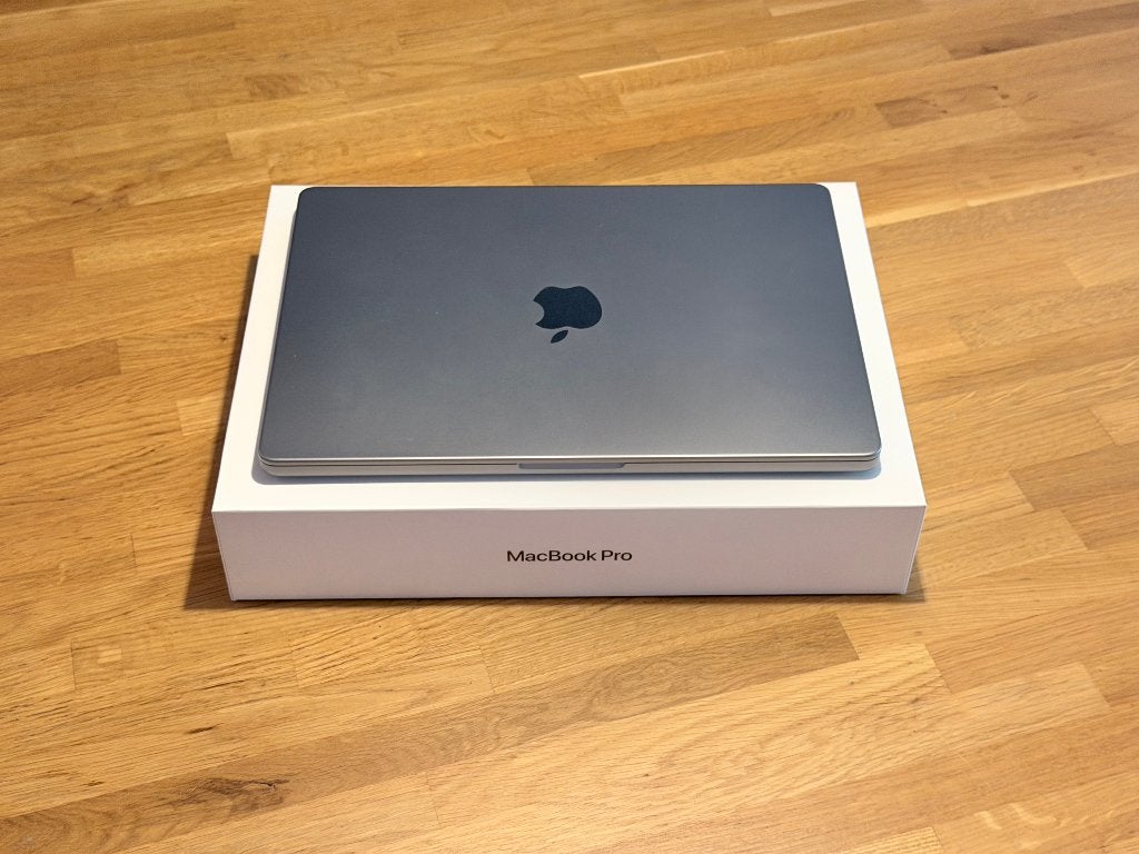 Macbook pro M1 PRO | 16GB | 512GB SSD, Computers en Software, Qwerty, 13 inch, 512 GB, Zo goed als nieuw