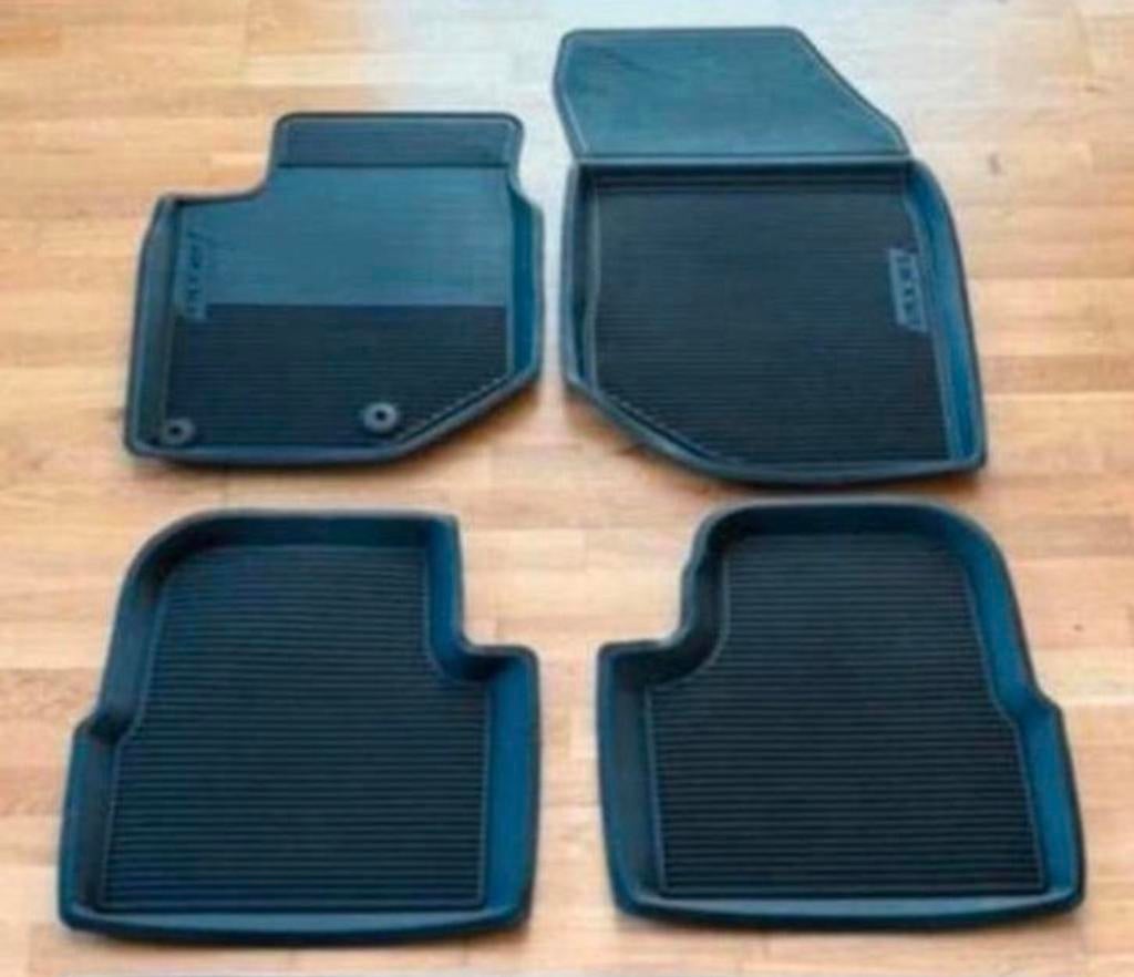 Nieuwe originele rubberen mattenset Peugeot 2008, Ophalen, Nieuw