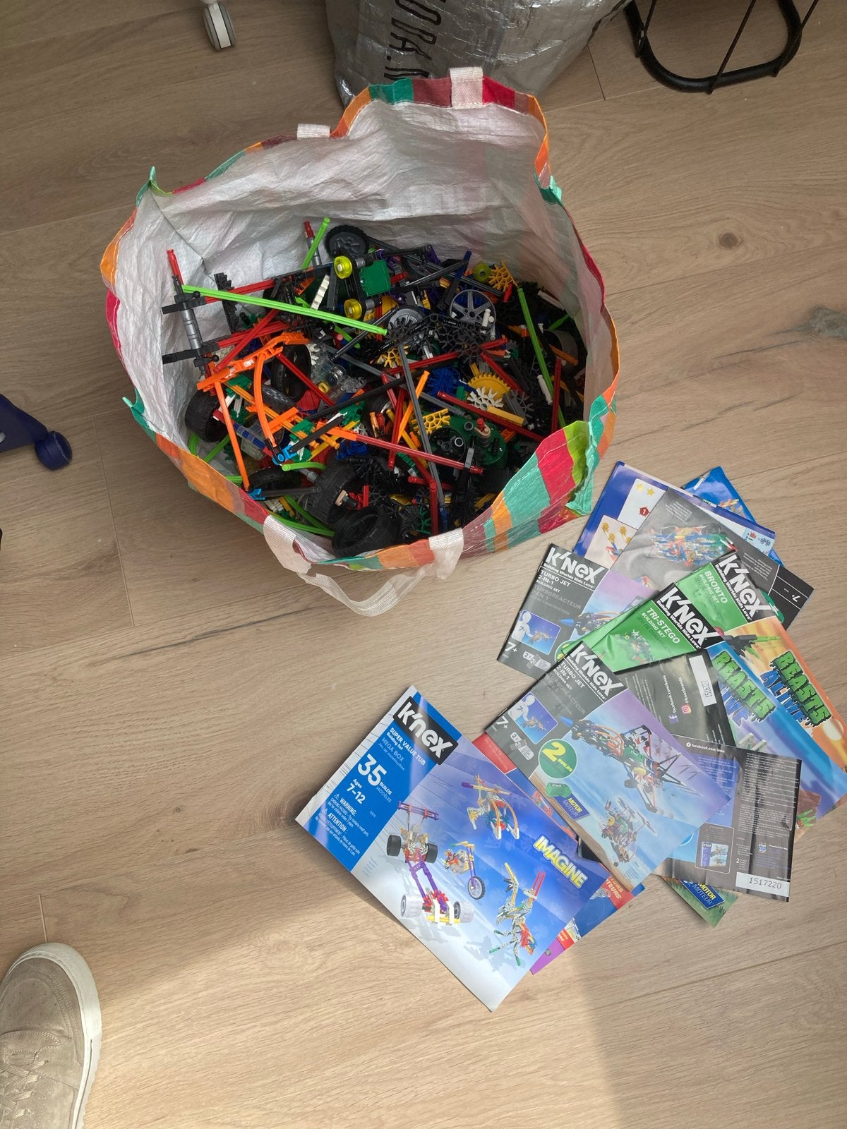Grote zak K'nex bouwblokken met instructieboekjes, Kinderen en Baby's, Speelgoed | Bouwstenen, Ophalen, Gebruikt, K'nex