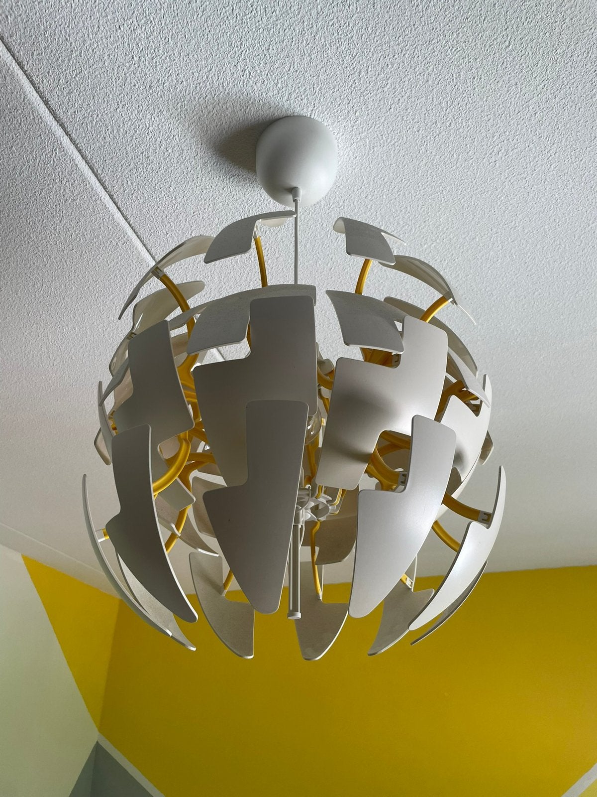 Hanglamp Ikea PS 2014 wit/geel, Huis en Inrichting, Ophalen, Zo goed als nieuw