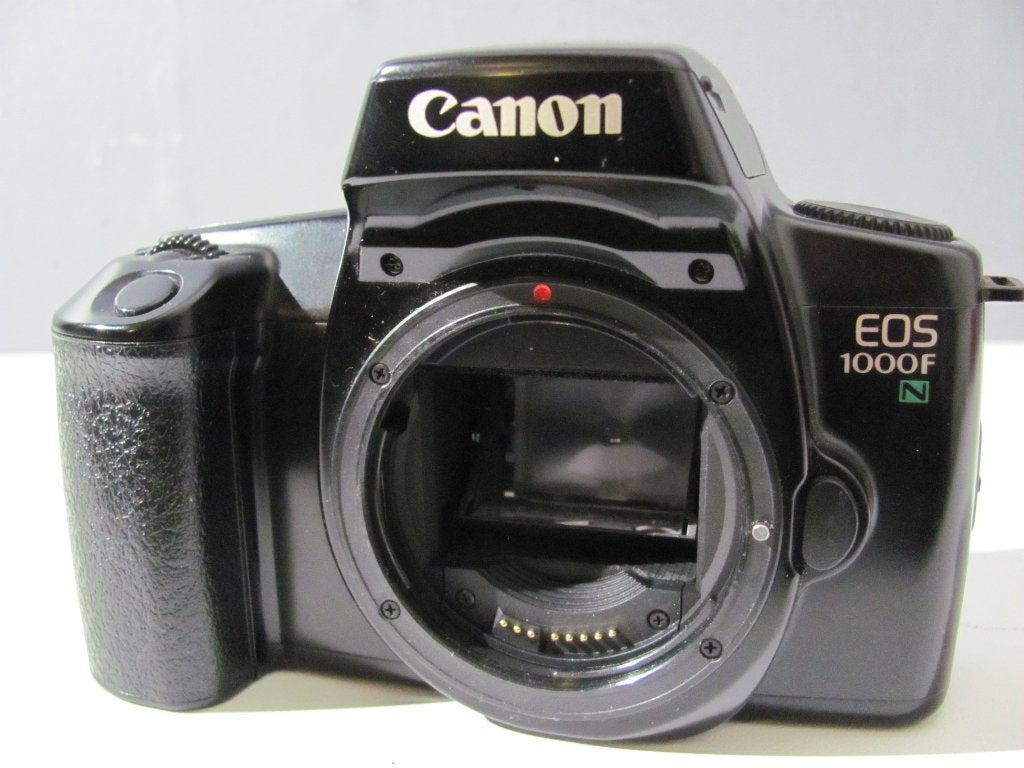 Canon EOS 1000F n  alleen de body,maar goed werkende, Audio, Tv en Foto, Fotocamera's Analoog, Ophalen of Verzenden, Gebruikt